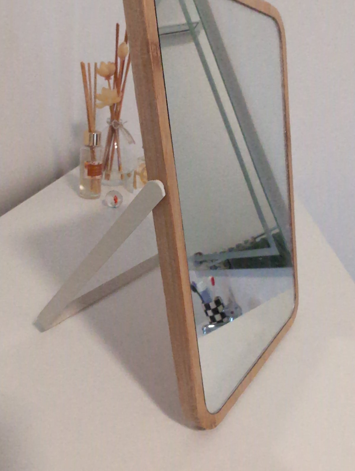 Small mirror