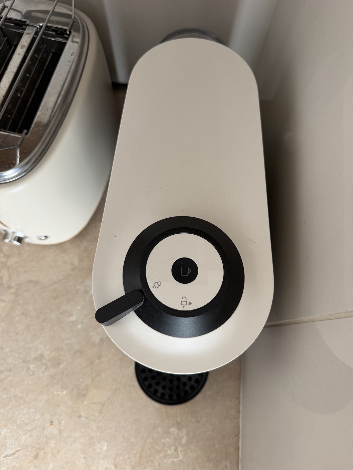 Nespresso coffe machine
