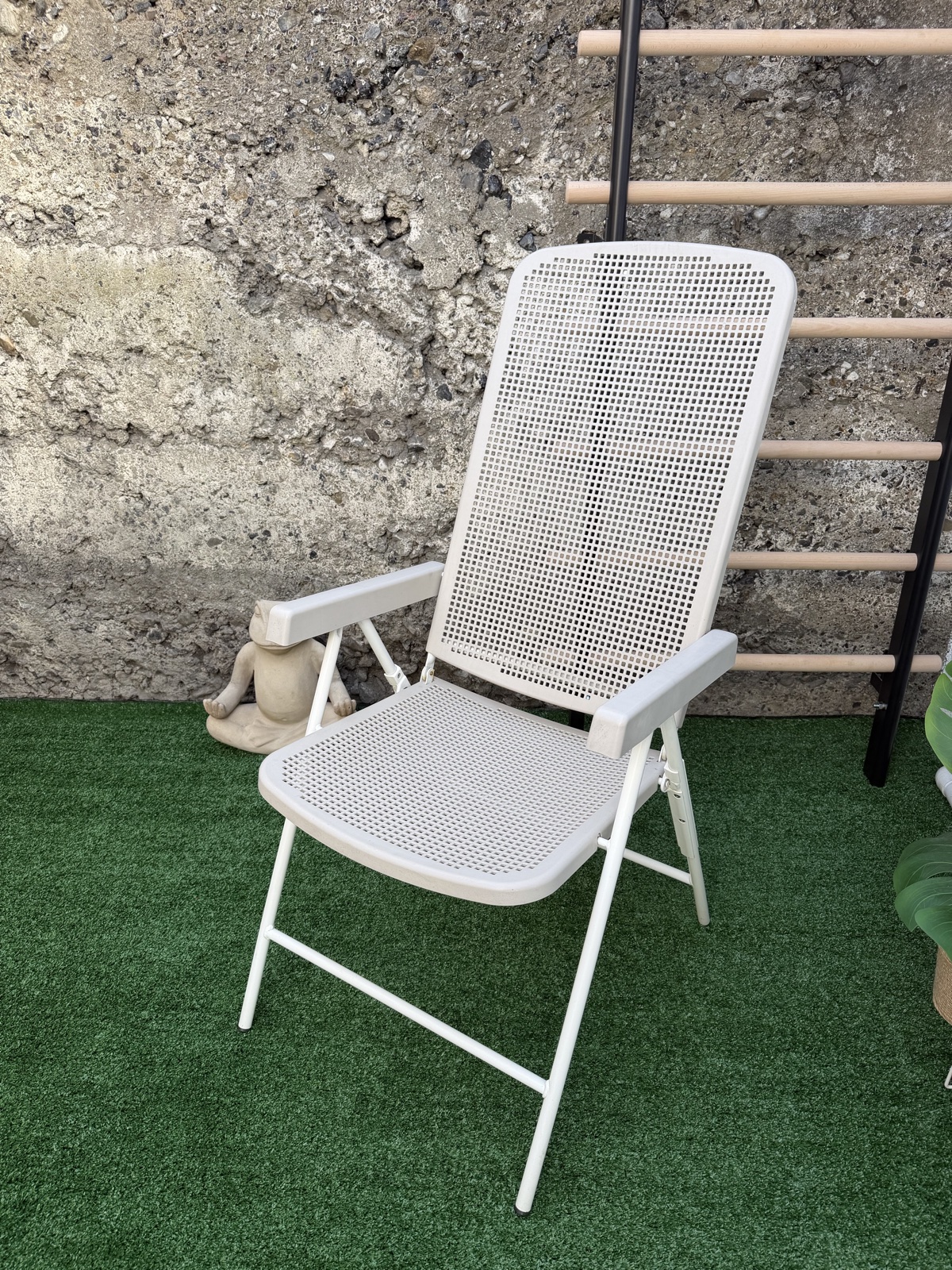 Foldable chair