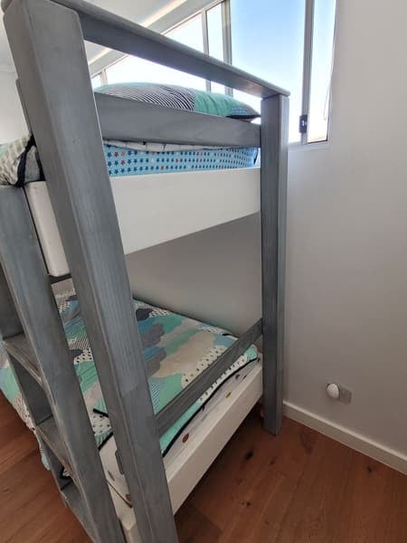 Kids pine bunk bed, dismantled