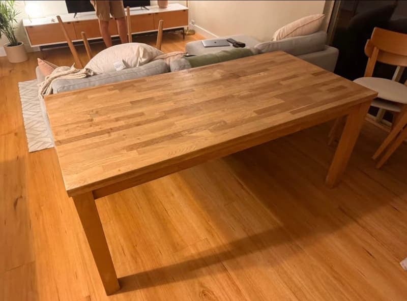 Oak dining table, seats 4