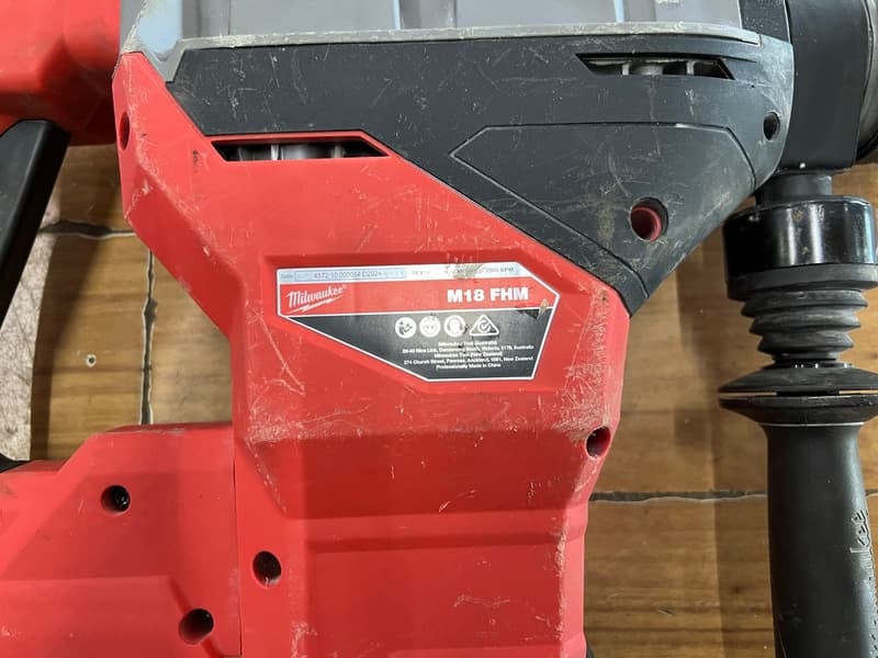 Bosch cordless drill + bit set
