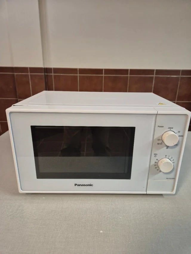 Panasonic microwave 800W