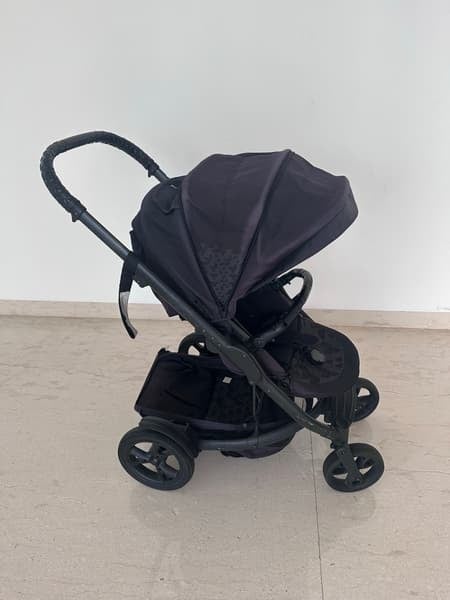 Bugaboo buggy with rain cover