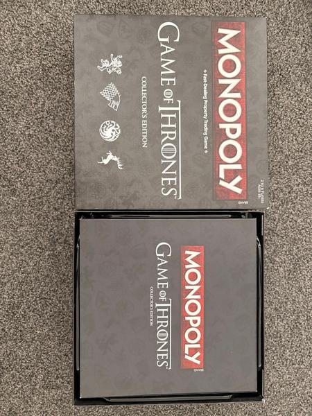 Monopoly, classic edition, full set