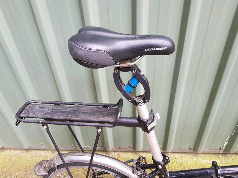 Giant hybrid bike, medium frame