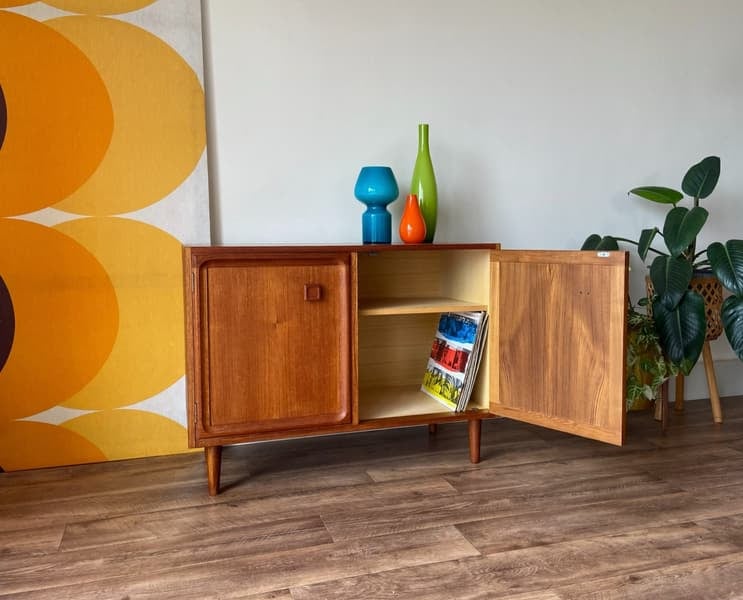 Vintage teak sideboard, 1970s