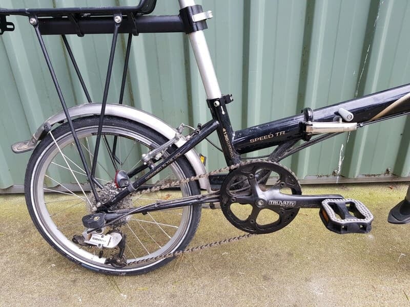 Giant hybrid bike, medium frame