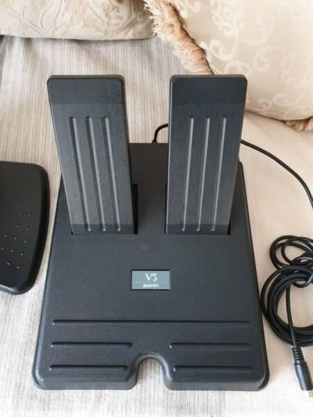 Logitech G29 wheel + pedals