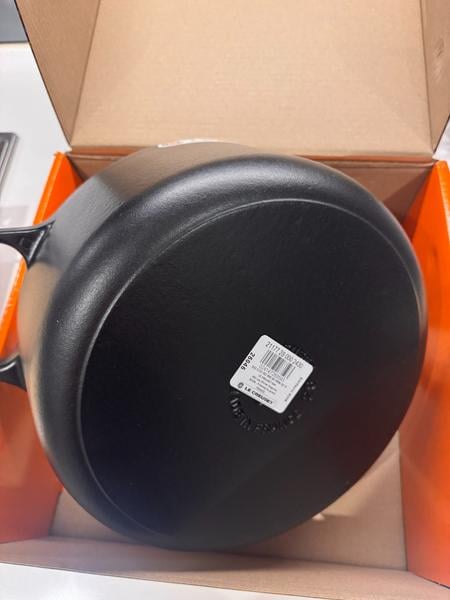 Le Creuset casserole 24cm